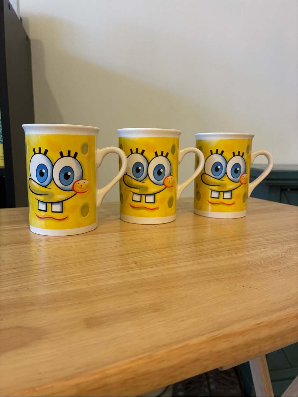 🧽❤️SPONGEBOB SQUAREPANTS TRIO MUGS SET❤️🧽 - Picture 4 of 9